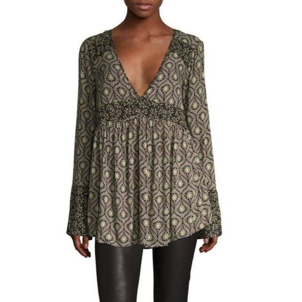 🆕 Free People Rolling Hills Bohemian Bell Sleeve Blouse Size Small